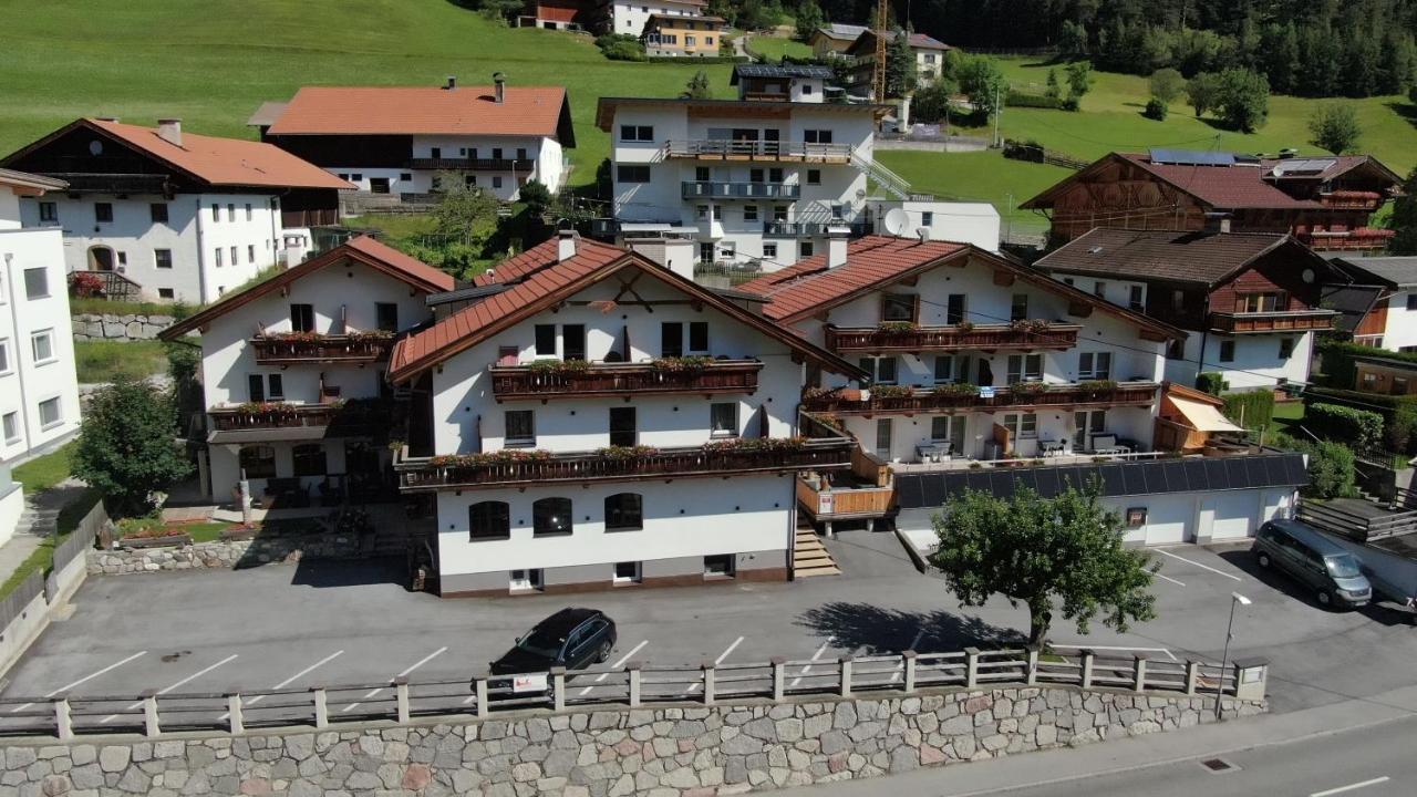 Alpen Gasthof Apartments Hohe Burg Trins Ngoại thất bức ảnh